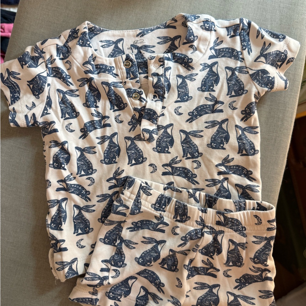 Roller Rabbit Bunny Print Pajama Set – Size 2 Years